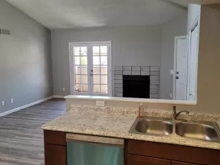 Photo #2: 6124733 Listing 