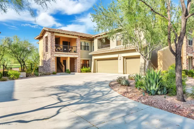 MLS: 6124763 Condo For Sale