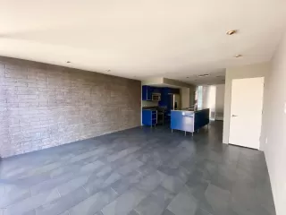 Photo #5: 6124889 Listing