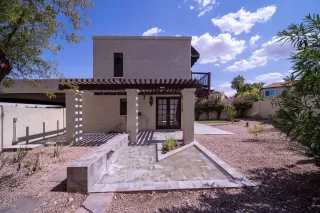 Photo #2: 6125057 Listing