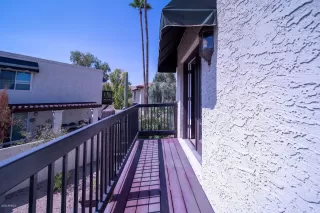 Photo #5: 6125057 Listing