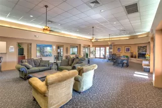 Photo #6: 6125072 Listing 