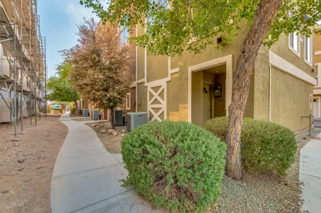 MLS: 6125131 Condo For Sale