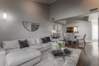 Photo #3: 6125185 Listing