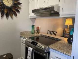 Photo #6: 6125294 Listing