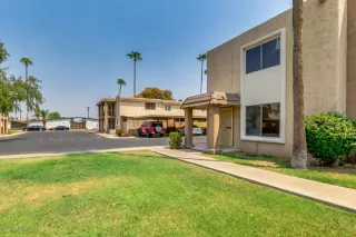 Photo #3: 6125383 Listing