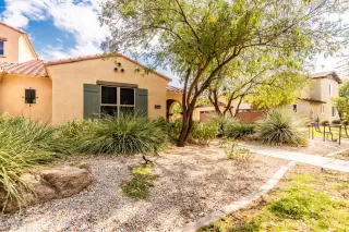 Photo #3: 6125388 Listing