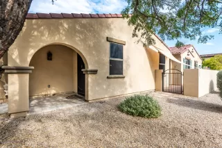 Photo #6: 6125388 Listing