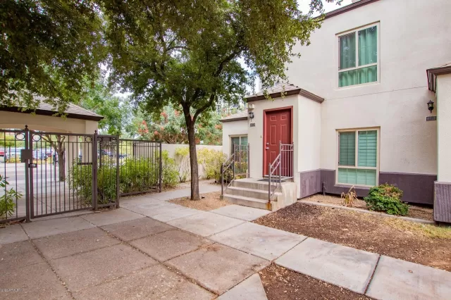 MLS: 6125398 Condo For Sale