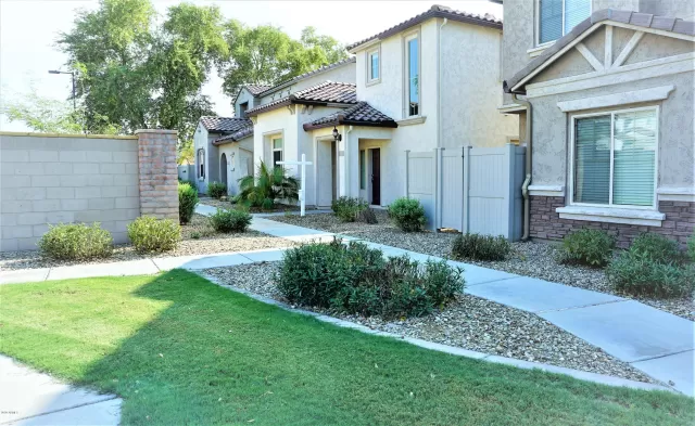 MLS: 6125418 Condo For Sale