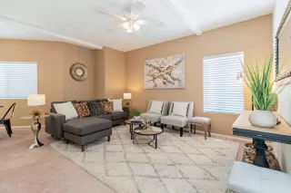 Photo #4: 6125438 Listing 