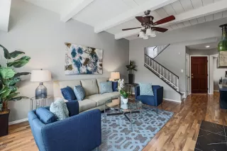 Photo #3: 6125526 Listing