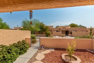 Photo #1: 6125905 Listing 