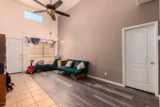 Photo #3: 6125905 Listing 