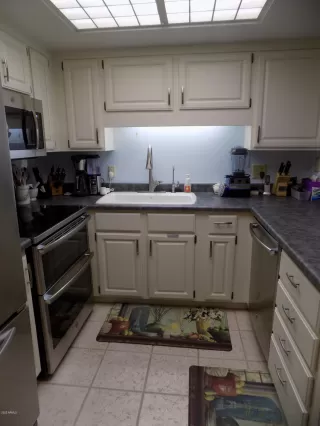 Photo #3: 6126035 Listing