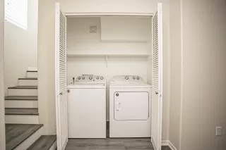 Photo #3: 6126053 Listing