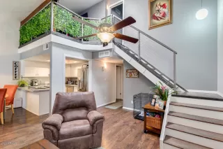 Photo #6: 6126077 Listing