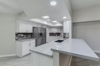 Photo #2: 6126338 Listing