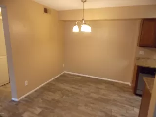 Photo #6: 6126416 Listing