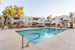 Photo #3: 6126467 Listing