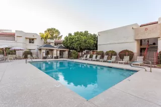 Photo #4: 6126467 Listing