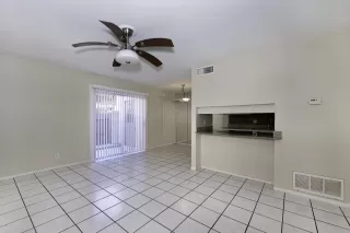 Photo #3: 6126503 Listing