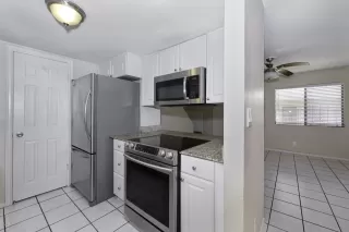 Photo #4: 6126503 Listing