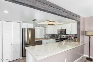 Photo #2: 6126651 Listing