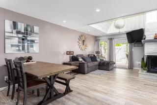 Photo #6: 6126651 Listing