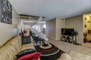 Photo #6: 6126844 Listing