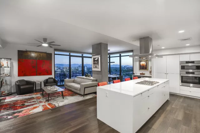 MLS: 6126927 Condo For Sale