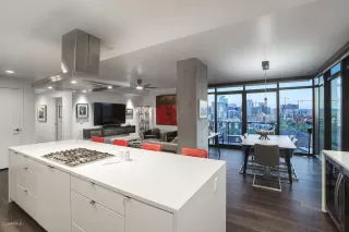 Photo #2: 6126927 Listing 