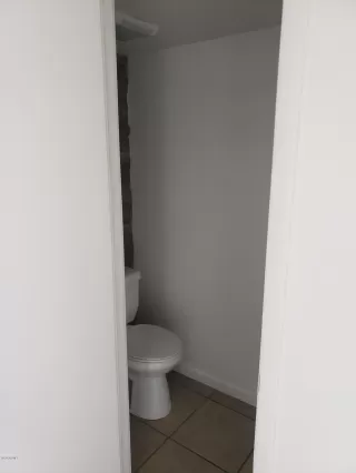 Photo #5: 6126969 Listing