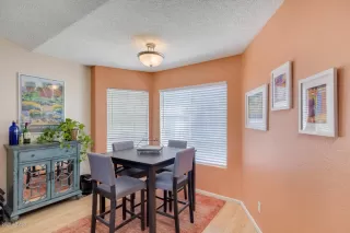 Photo #5: 6127142 Listing