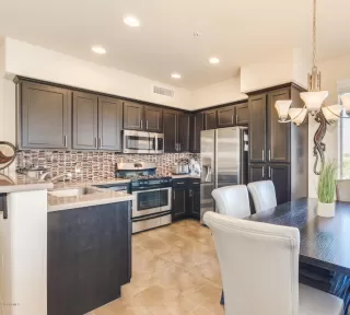 Photo #2: 6127213 Listing