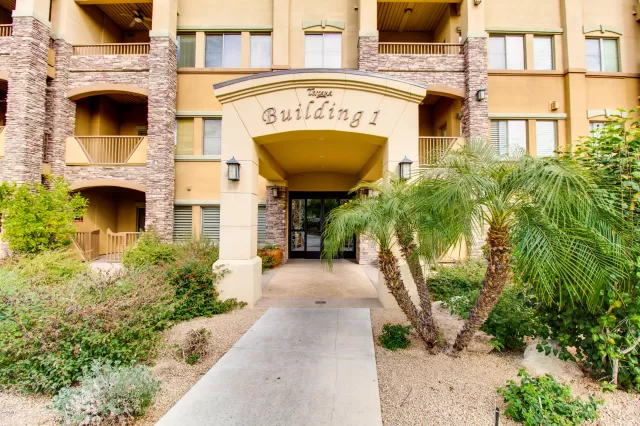 MLS: 6127240 Condo For Sale