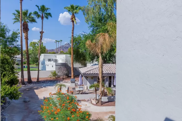 MLS: 6127268 Condo For Sale