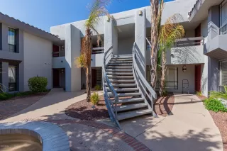 Photo #2: 6127268 Listing