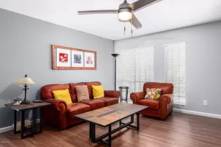 Photo #5: 6127268 Listing