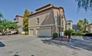 Photo #2: 6127339 Listing