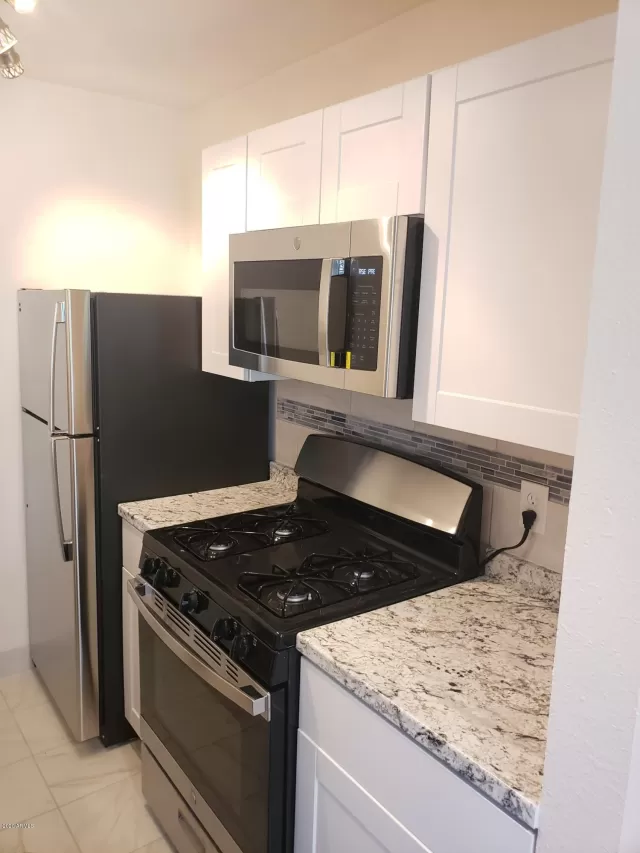 MLS: 6127358 Condo For Sale