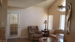 Photo #4: 6127408 Listing