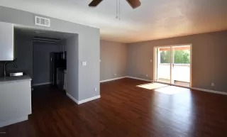 Photo #3: 6127483 Listing