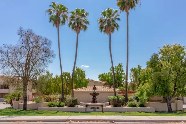 MLS: 6127505 Condo For Sale