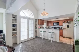 Photo #5: 6127505 Listing