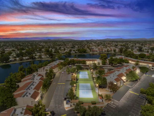 MLS: 6127605 Condo For Sale