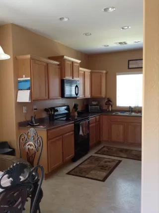 Photo #4: 6127883 Listing