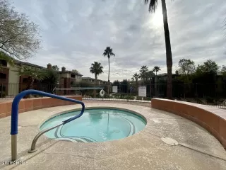 Photo #6: 6127919 Listing