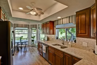 Photo #2: 6127926 Listing