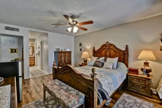 Photo #3: 6127926 Listing